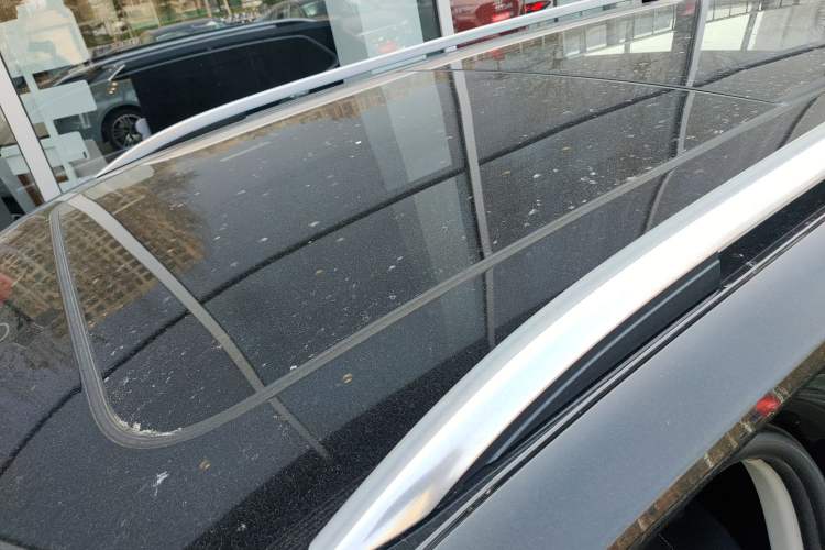 Used Volkswagen Tiguan L 2018 330TSI Automatic Two-Wheel Drive Luxury Edition Roof