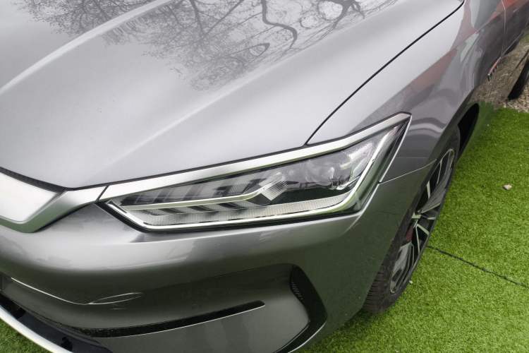 Used BYD Qin PLUS 2023 Champion Edition EV 610KM Excellence Model Left Front Headlight