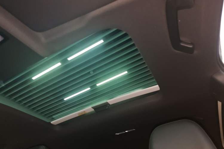 Used Volkswagen Golf 2024 280TSI DSG R-Line 50th Anniversary Edition Headliner