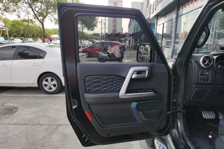 Used BAIC Off-Road BJ40 2023 2.0D Automatic Four-Wheel Drive Blade Hero Edition Adventurer Type