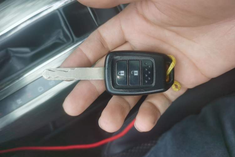 Used Honda XR-V 2015 1.8L EXi CVT Comfort Version