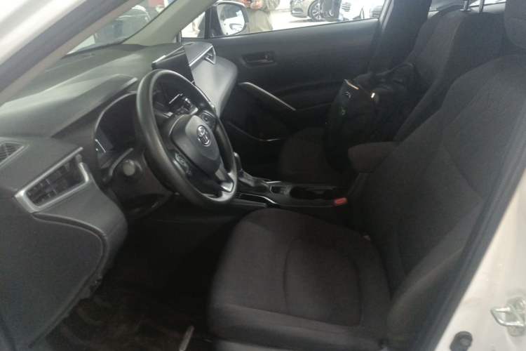Used Toyota Corolla Cross 2024 2.0L Pioneer Edition Left Front Seat