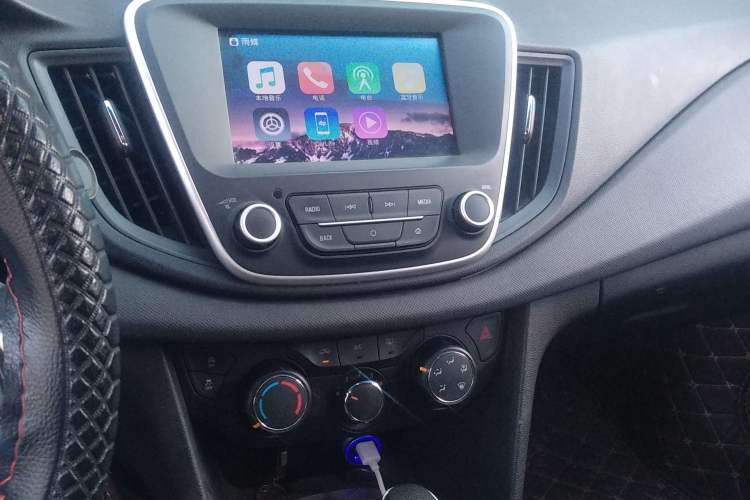 Used Chevrolet Cavalier 2016 1.5L Automatic Xinyue Edition Audio And AC Panel