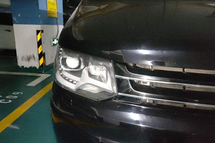 Used Volkswagen Multivan 2012 2.0 TSI Four-Wheel Drive Deluxe Edition