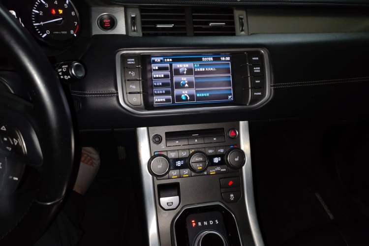 Used Land Rover Range Evoque 2013 2.0T 5-Door YAOZHI Edition Audio And AC Panel
