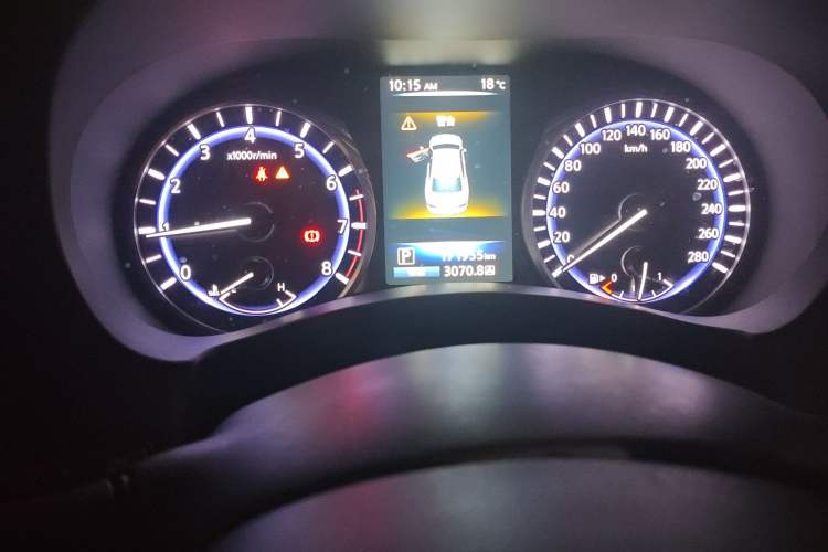 Used Infiniti Q50L 2015 2.0T Enjoyment Edition Instrument Cluster