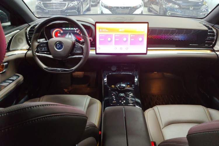 Used BYD Han 2020 EV Long-Range Luxury Model
