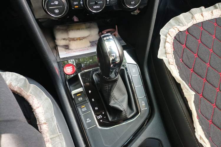 Used Volkswagen Tharu 2019 280TSI Two-Wheel Drive Luxury Version China VI Standard
