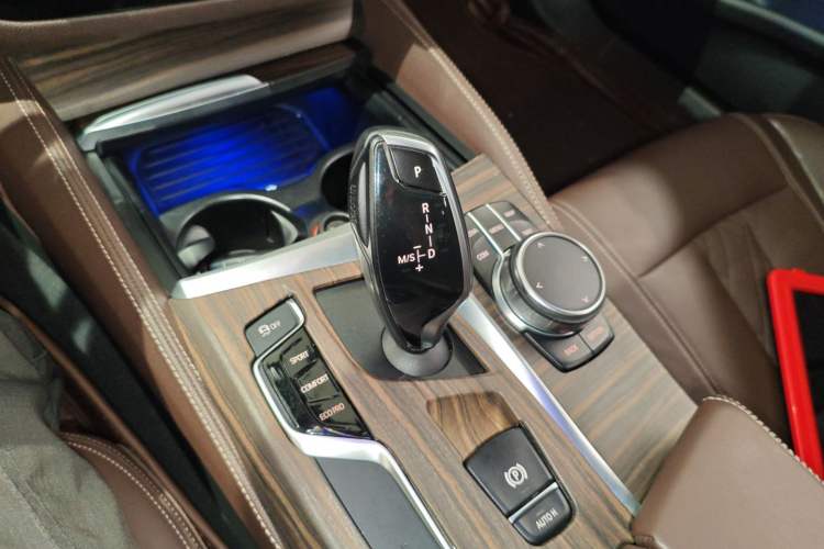 Used BMW 5 Series 2018 530Li Leading Edition Luxury Package
