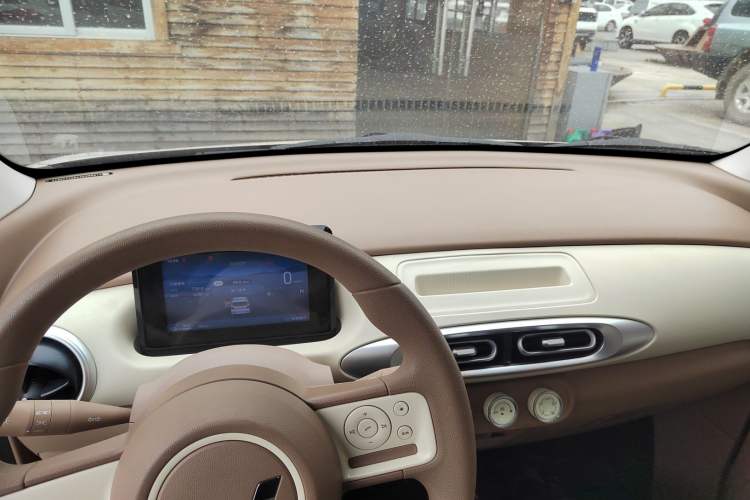 Used Wuling Hongguang MINIEV 2025 Four-Door Version Advanced Edition
