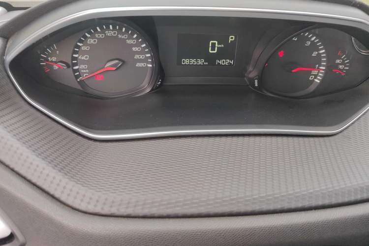 Used Peugeot 308 2016 1.6L Automatic Luxury Edition
