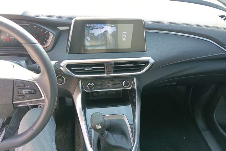 Used SAIC MAXUS G50 2022 1.5T Manual Comfort B Audio And AC Panel