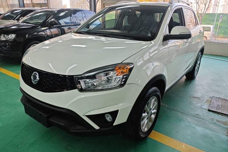 Used SsangYong Korando 2014 2.0L Gasoline Two-Wheel Drive Automatic Elite Navigation Edition