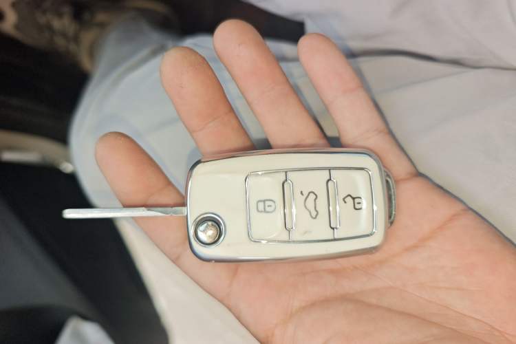 Used Volkswagen Polo 2016 1.4L Automatic Trendy Model Vehicle Key