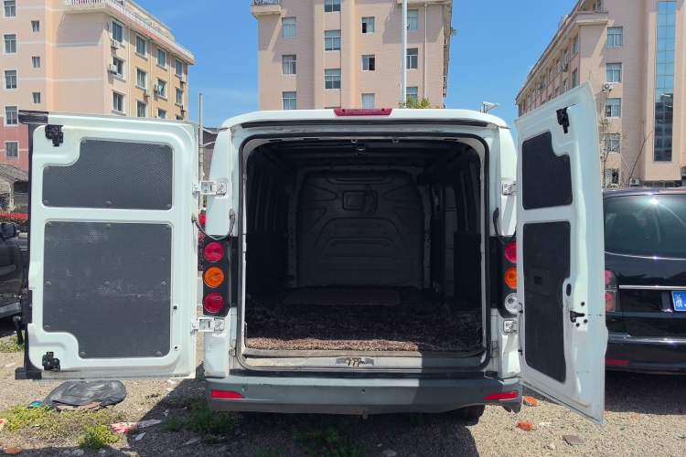 Used Farizon Xingxiang V 2023 V5E Guoxuan High-Tech 38.7 kWh Value Edition
