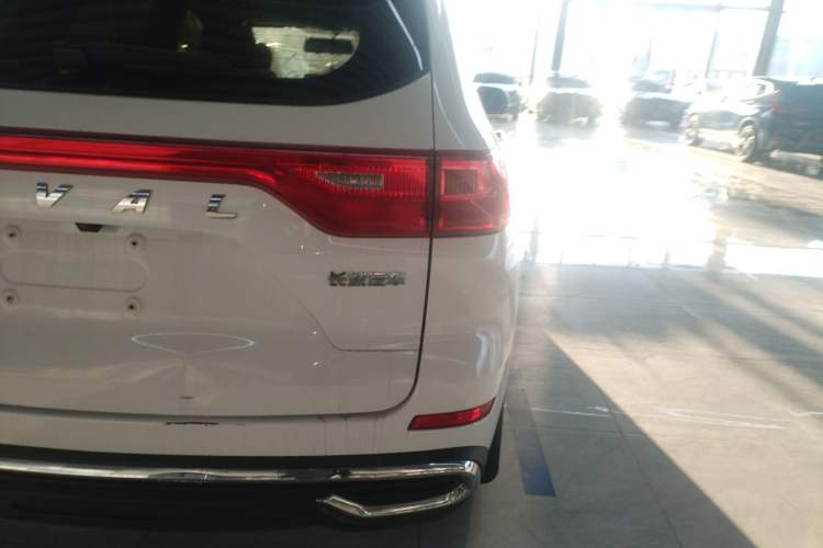 Used Haval M6 2021 PLUS 1.5T Manual Elite Smart Connectivity Model
