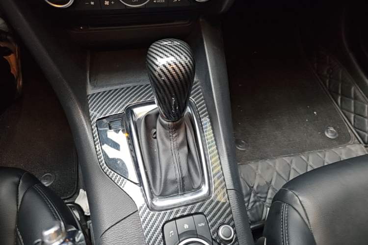 Used Mazda 3 Axela 2014 Sedan 1.5L Automatic Luxury Model Gear Lever