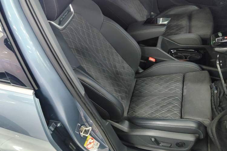 Used Audi Q4 e-tron 2022 50 e-tron quattro Visionary Edition
