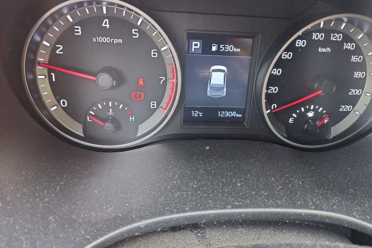 Used Kia kx1 Stonic 2021 1.4L CVT Fun & Sunroof Model Odometer Close Up