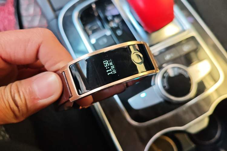 Used BYD Tang New Energy 2015 2.0T Four-Wheel-Drive Flagship Model