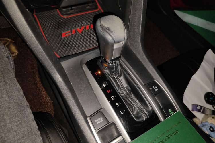 Used Honda Civic 2016 220TURBO CVT Luxury Edition