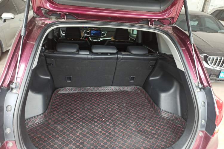 Used Honda Jade 2017 1.8L automatic Comfort version 5 seats
