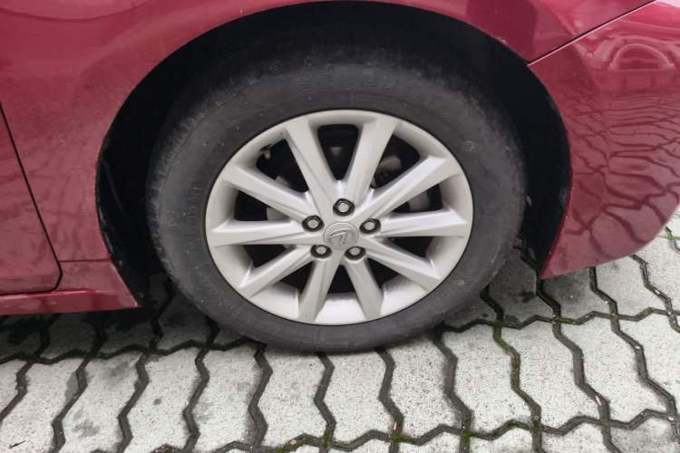 Used Lexus CT 2013 CT200h Elite Edition Right Front Wheel Hub