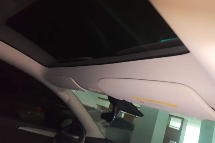 Used Tesla Model Y 2023 Rear-Wheel-Drive Version