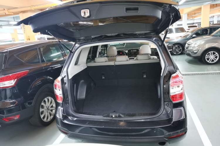 Used Subaru Forester 2013 2.5i Automatic Luxury Edition