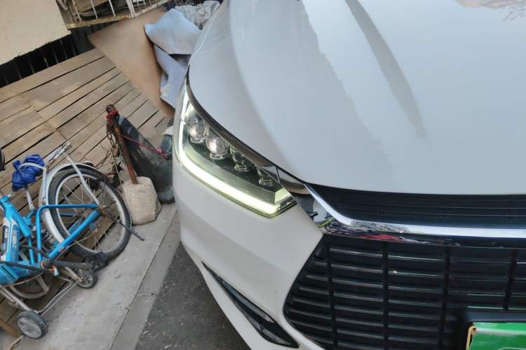 Used BYD Song New Energy 2019 Song EV500 Smart Connect Luxe Model Right Front Headlight