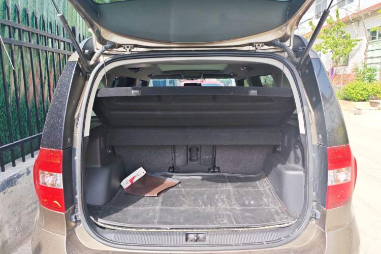 Used Skoda Yeti 2017 TSI280 DSG Car Enjoy Brothers Edition Trunk