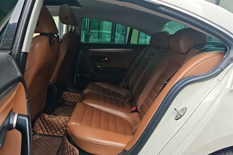 Used Volkswagen FAW-Volkswagen CC 2012 1.8TSI Luxury Model Left Rear Seat