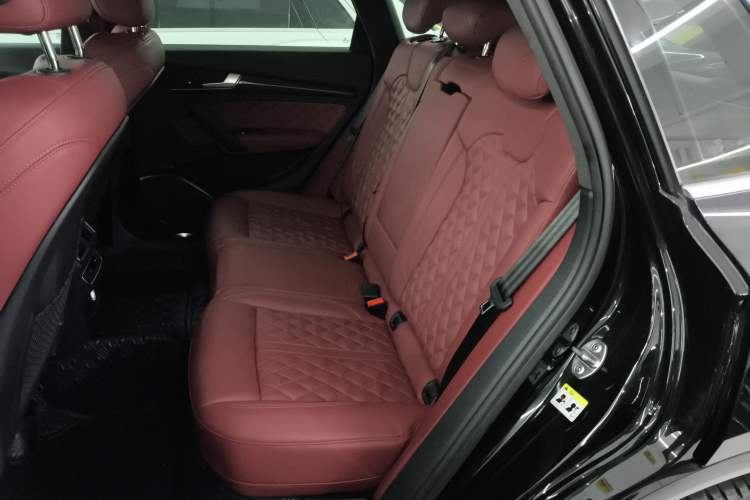 Used Audi Q5L 2022 40T Luxury Dynamic Model
