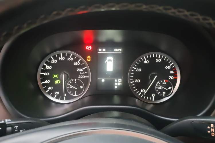 Used Mercedes-Benz Vito 2018 2.0T Business Version China V Emission Standard
