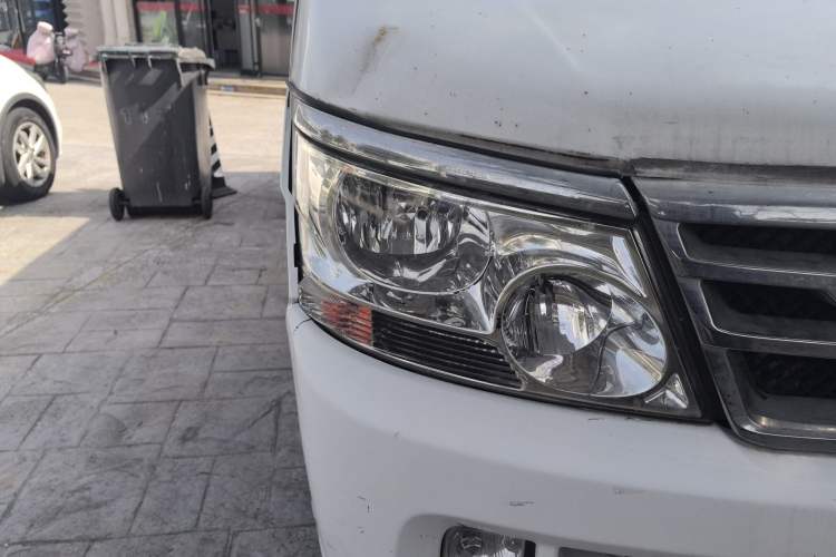 Used Jinbei Hiace  Right Front Headlight