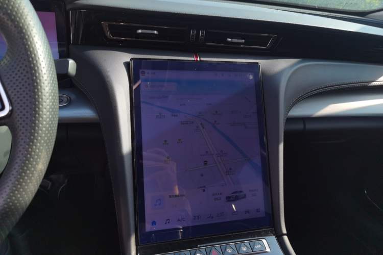 Used Hongqi H5 2024 2.0T Automatic Smart Connect Flagship Edition