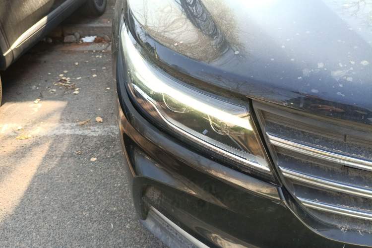 Used Dongfeng Fengon ix5 2019 220T CVT ZhiShang Trim China V Standard Right Front Headlight