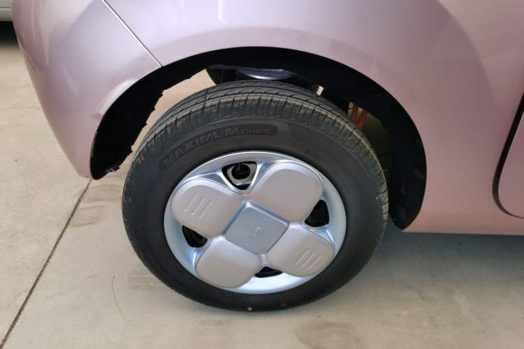 Used Geely Galaxy Panda 2024 Panda Mini 200km Endurance Bear
