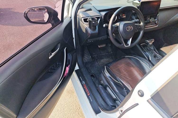 Used Toyota Corolla 2022 Dual-Motor 1.8L E-CVT Pioneer Edition