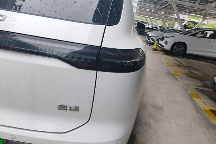 Used EXEED Star Era ET 2024 Pure Electric 540 Pro All-Wheel-Drive Version Right Rear Taillight