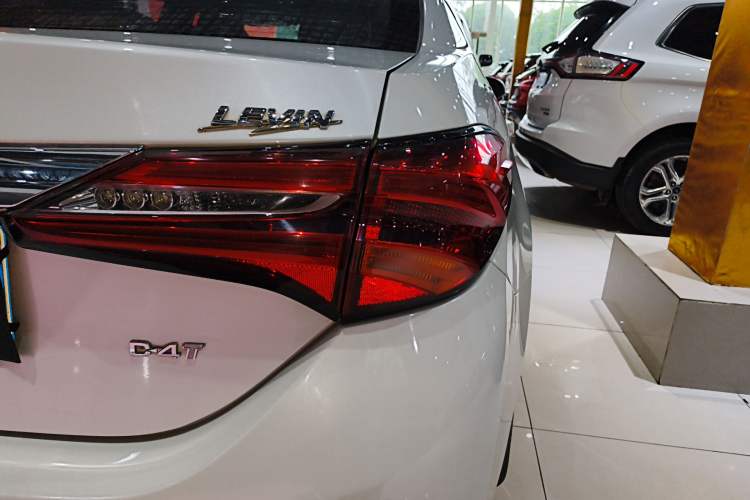 Used Toyota Levin 2017 Revised 185T CVT Elite Edition China V Standard Right Rear Taillight