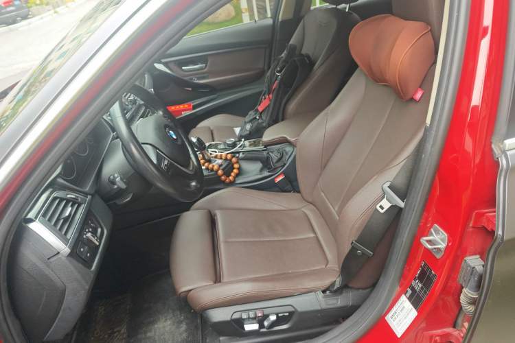 Used BMW 3 Series 2018 318Li Left Front Seat