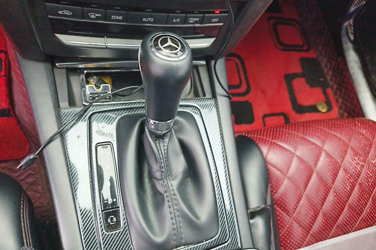 Used Mercedes-Benz E-Class 2010 E 260 CGI Coupe