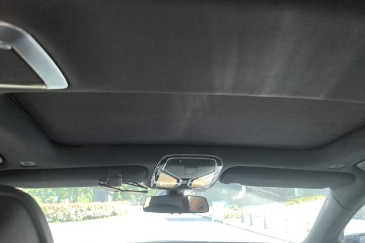 Used BMW 7 Series 2018 730Li Luxury Model Excellence Package Headliner