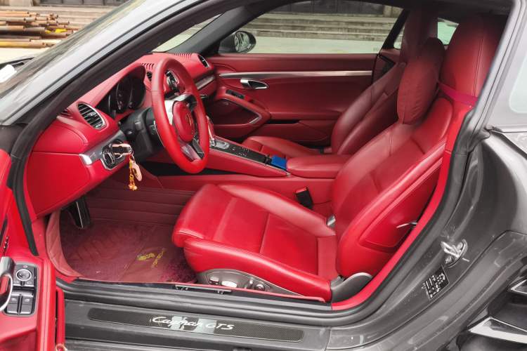 Used Porsche 718 2016 Cayman 2.0T