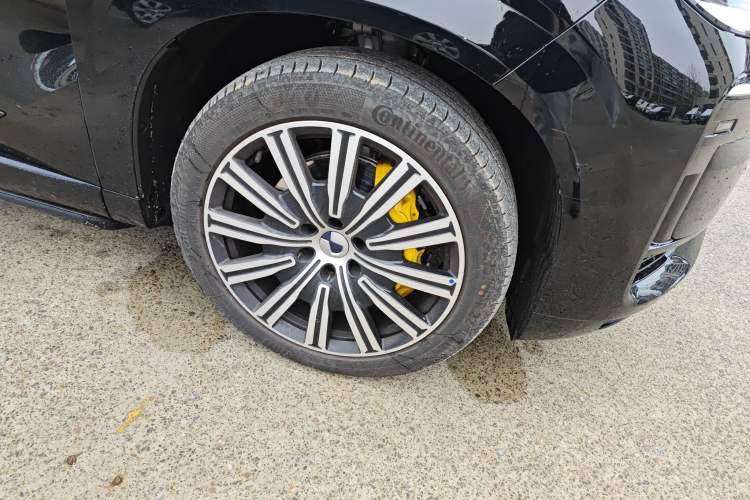 Used Denza N9 2025 Prestige Version
