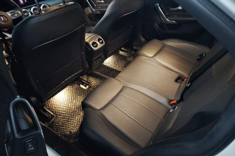 Used Mercedes-Benz A-Class 2022 Restyled A 200 L Sport Sedan Fashion Version
