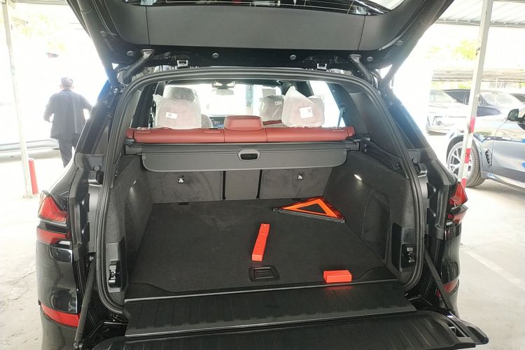 Used BMW X5 2025 Model, xDrive 40Li M Sport Night Package