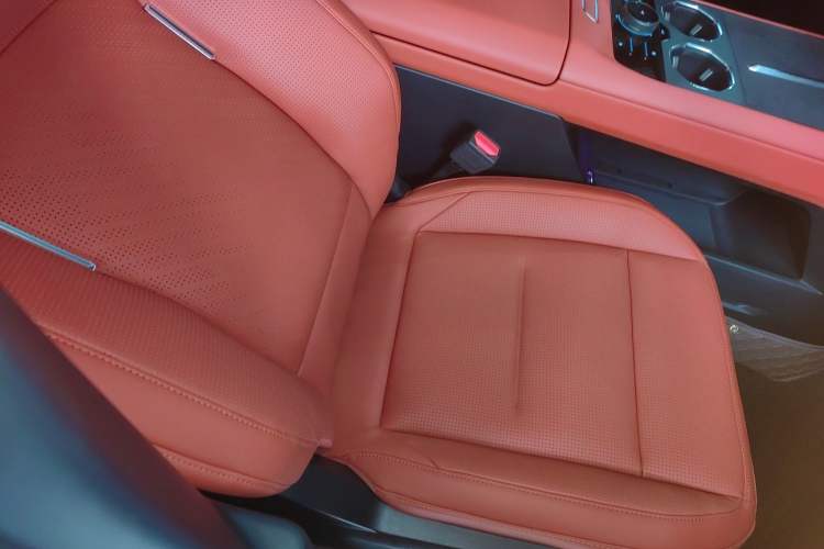 Used Ford Bronco 2026 Model Long Beach Range-Extended Version Right Front Seat