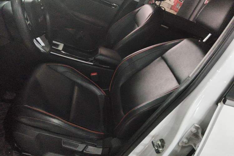 Used Kia Seltos 2023 1.5L CVT Luxury Edition Left Front Seat